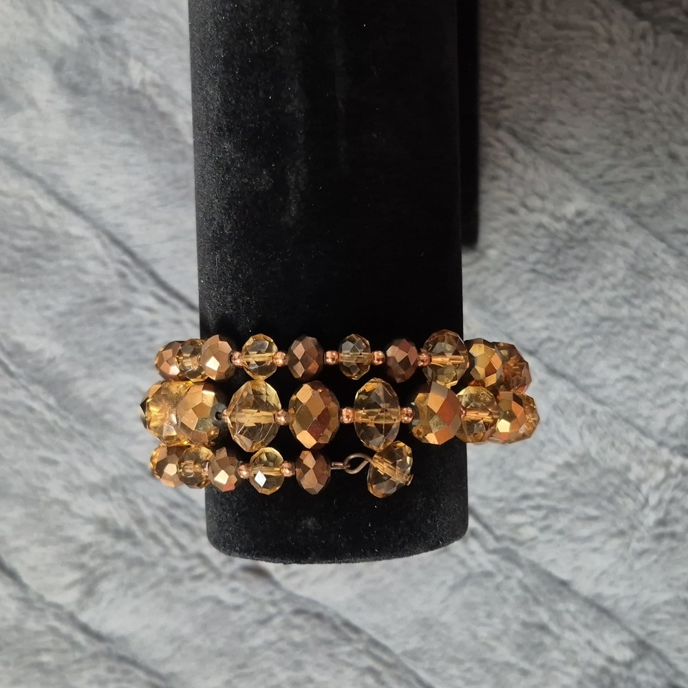 Vintage Amber Coloured Beaded Bracelet!